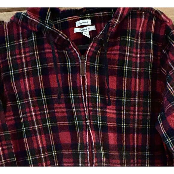 L L Bean Women’s Relaxed Fit Scotch Plaid Sz M Full Zip Flannel Hoodie Gorpcore - Picture 1 of 5